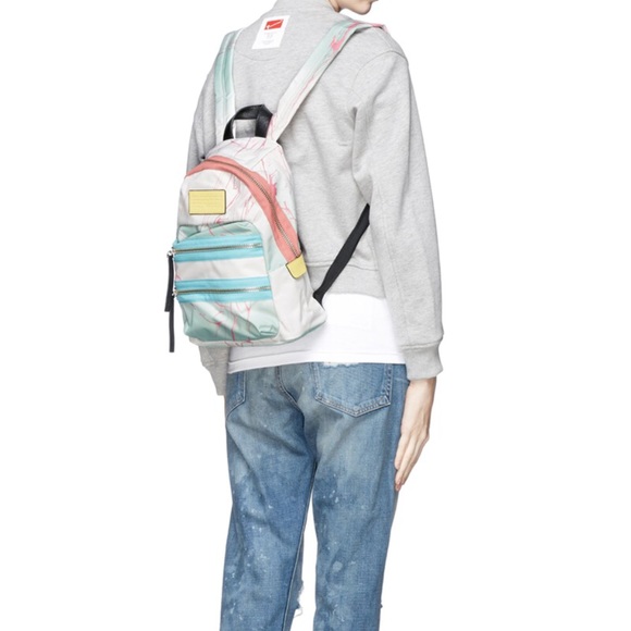 MARC JACOBS | DOMO ARIGATO MINI PACKRAT MARBLE - Picture 1 of 8